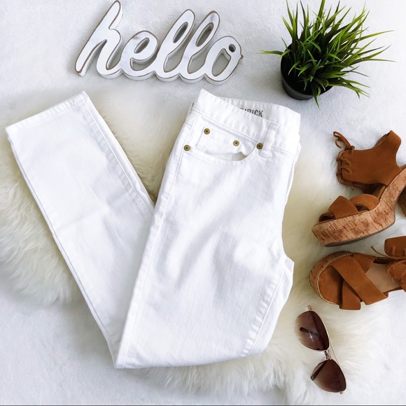 J. Crew Denim - J. CREW Toothpick Ankle Jean White 28